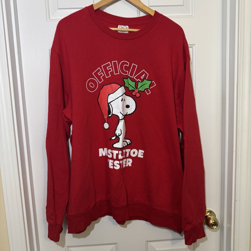 Peanuts Snoopy Christmas Mistletoe Crewneck Sweatshirt Adult 2XL